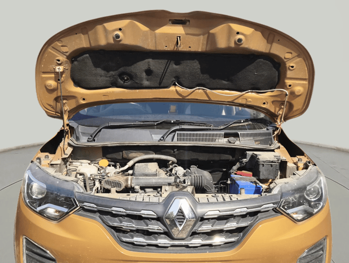 2021 Renault TRIBER RXL MT, Petrol, Manual, 46,702 km, exterior
