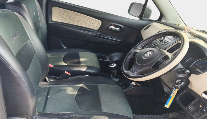 2017 Maruti Wagon R 1.0 VXI, Petrol, Manual, 95,051 km, interior
