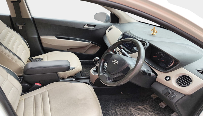 2014 Hyundai Grand i10 SPORTZ 1.1 CRDI, Diesel, Manual, 1,42,969 km, interior