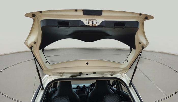2020 Maruti Swift LXI, Petrol, Manual, 77,222 km, exterior