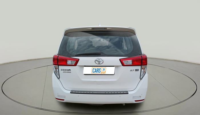 2022 Toyota Innova Crysta 2.7 GX AT 7 STR, Petrol, Automatic, 1,13,587 km, exterior
