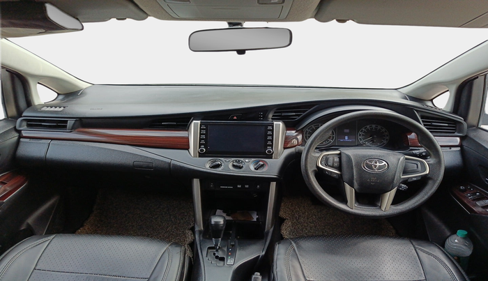 2022 Toyota Innova Crysta 2.7 GX AT 7 STR, Petrol, Automatic, 1,13,587 km, interior