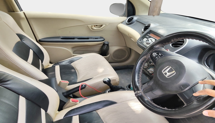 2014 Honda Mobilio 1.5L I-DTEC S, Diesel, Manual, 1,05,609 km, interior