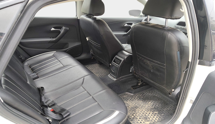 2016 Volkswagen Vento COMFORTLINE 1.2 TSI AT, Petrol, Automatic, 2,01,988 km, interior