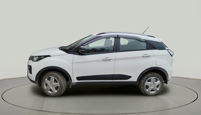 2023 Tata NEXON XM SUNROOF PETROL, Petrol, Manual, 54,327 km, exterior