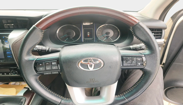 2018 Toyota Fortuner 2.8 4X2 MT, Diesel, Manual, 1,44,353 km, interior