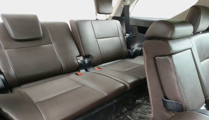 2018 Toyota Fortuner 2.8 4X2 MT, Diesel, Manual, 1,44,353 km, interior