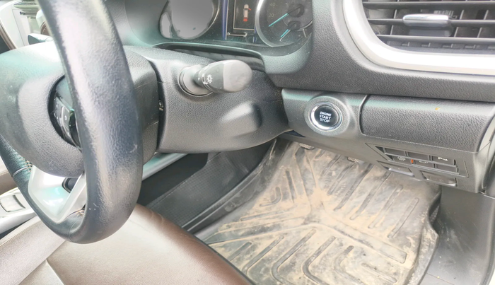 2018 Toyota Fortuner 2.8 4X2 MT, Diesel, Manual, 1,44,353 km, interior