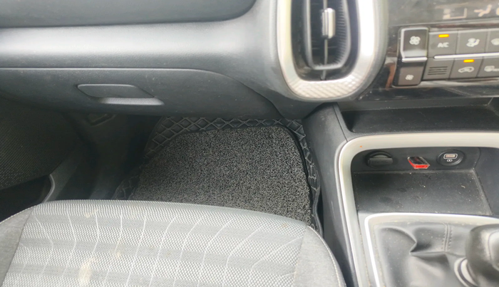 2022 KIA SONET HTK PLUS 1.2, Petrol, Manual, 33,054 km, interior