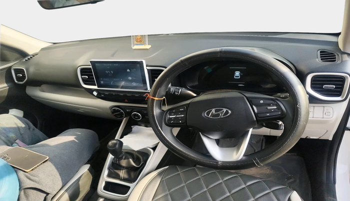 2025 Hyundai VENUE S Plus 1.2 Petrol MT, Petrol, Manual, 6,947 km, interior