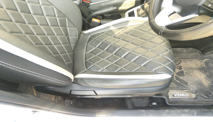 2025 Hyundai VENUE S Plus 1.2 Petrol MT, Petrol, Manual, 6,947 km, interior