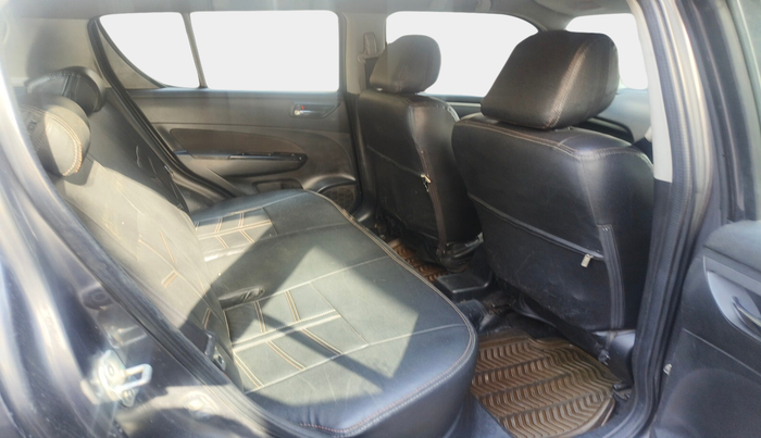 2015 Maruti Swift ZDI, Diesel, Manual, 1,89,349 km, interior