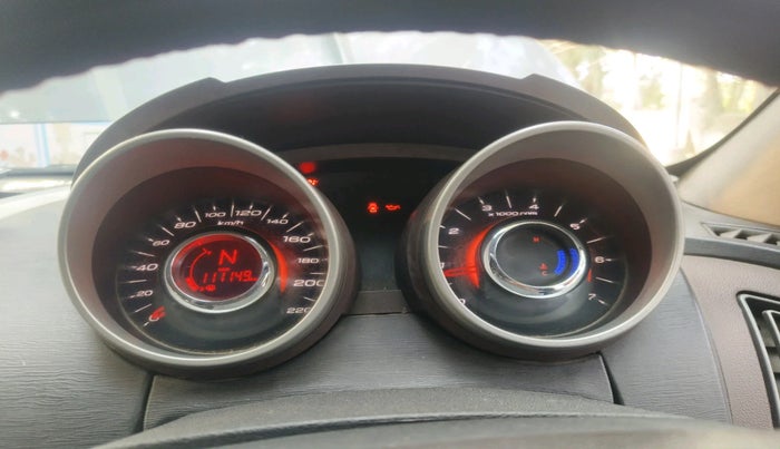 2013 Mahindra XUV500 W4, Diesel, Manual, 1,11,149 km, interior