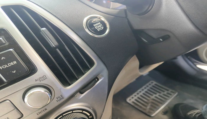 2012 Hyundai i20 ASTA 1.2, Petrol, Manual, 62,294 km, interior