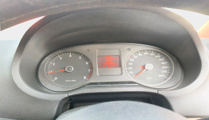 2011 Volkswagen Polo TRENDLINE 1.2L PETROL, Petrol, Manual, 1,32,643 km, interior