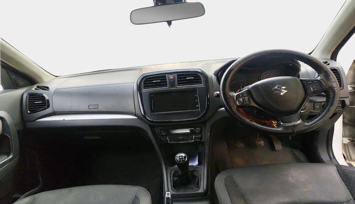 2016 Maruti Vitara Brezza ZDI PLUS, Diesel, Manual, 1,28,386 km, interior