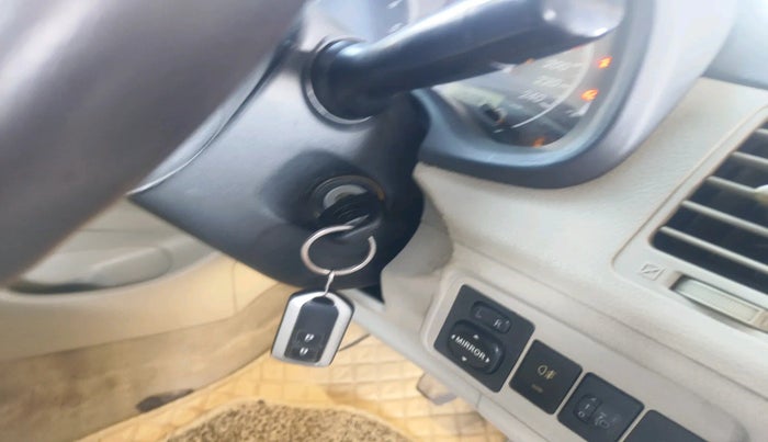 2013 Toyota Corolla Altis J DIESEL, Diesel, Manual, 1,26,081 km, interior