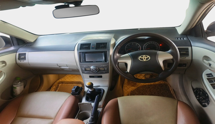 2013 Toyota Corolla Altis J DIESEL, Diesel, Manual, 1,26,081 km, interior