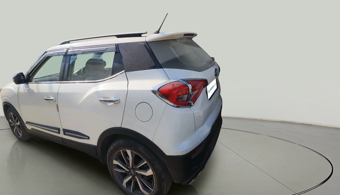 2020 Mahindra XUV300 W8 (O) 1.2 PETROL, Petrol, Manual, 87,599 km, exterior