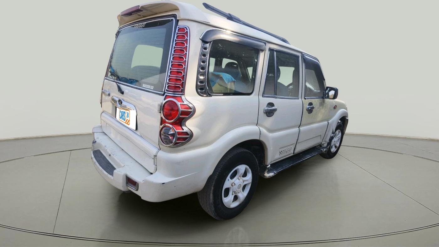 2014 Mahindra Scorpio SLE, Diesel, Manual, 1,08,022 km, exterior