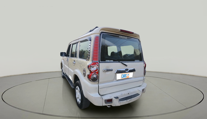 2014 Mahindra Scorpio SLE, Diesel, Manual, 92,383 km, exterior
