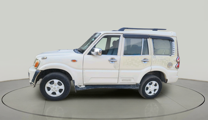 2014 Mahindra Scorpio SLE, Diesel, Manual, 92,383 km, exterior