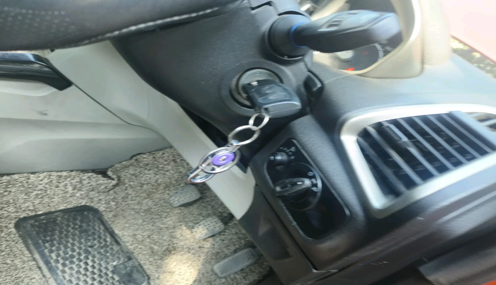 2015 Ford Ecosport TITANIUM 1.5L DIESEL, Diesel, Manual, 1,15,205 km, interior