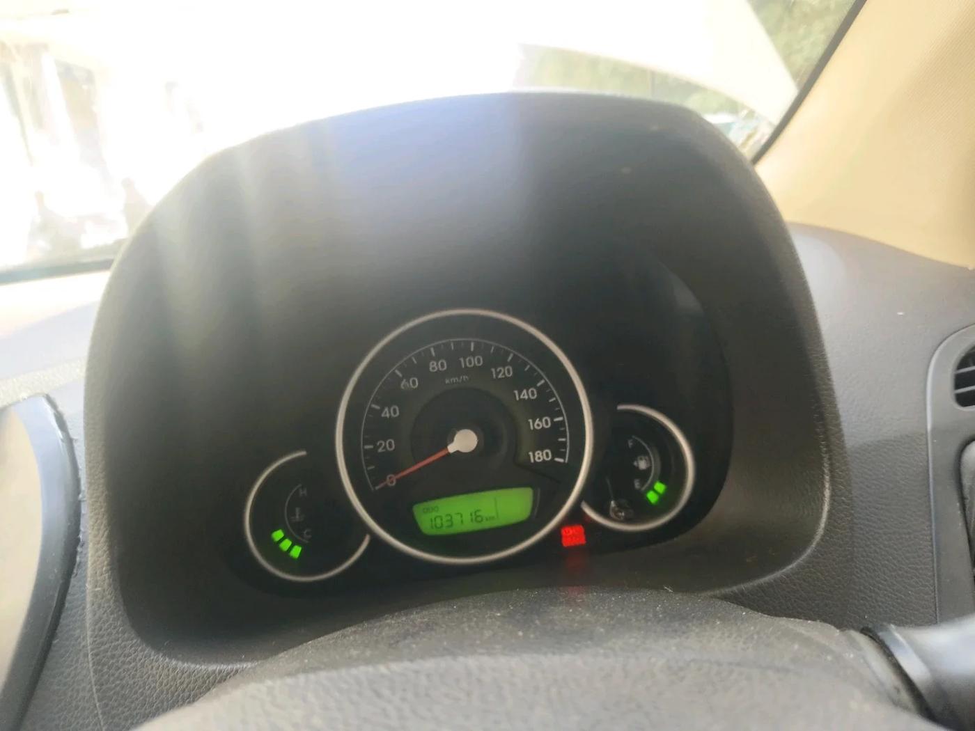 2012 Hyundai Eon MAGNA +, Petrol, Manual, 1,03,716 km, interior