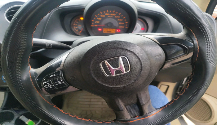 2014 Honda Amaze 1.5L I-DTEC S, Diesel, Manual, 2,07,500 km, interior