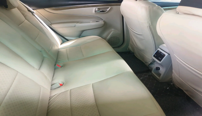 2018 Maruti Ciaz ALPHA 1.5 SHVS PETROL, Petrol, Manual, 53,500 km, interior