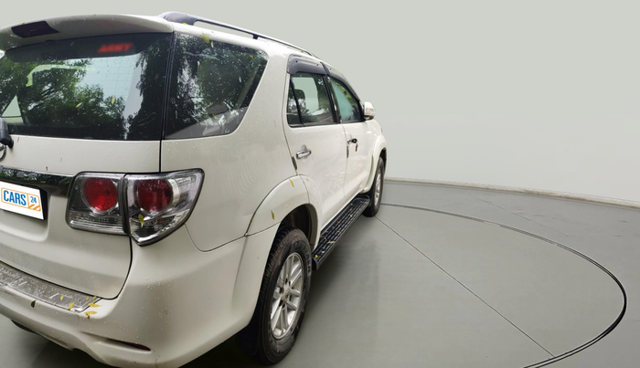 2014 Toyota Fortuner 3.0 4X2 AT, Diesel, Automatic, 1,60,476 km, exterior