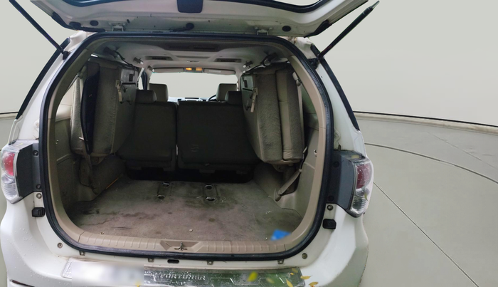 2014 Toyota Fortuner 3.0 4X2 AT, Diesel, Automatic, 1,60,476 km, exterior