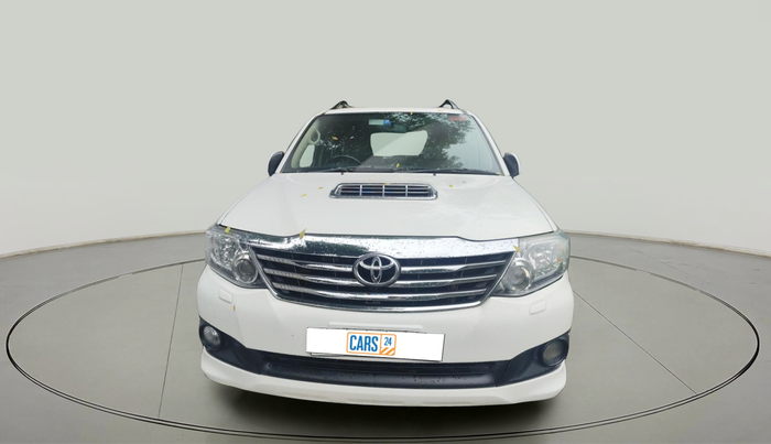 2014 Toyota Fortuner 3.0 4X2 AT, Diesel, Automatic, 1,60,476 km, exterior