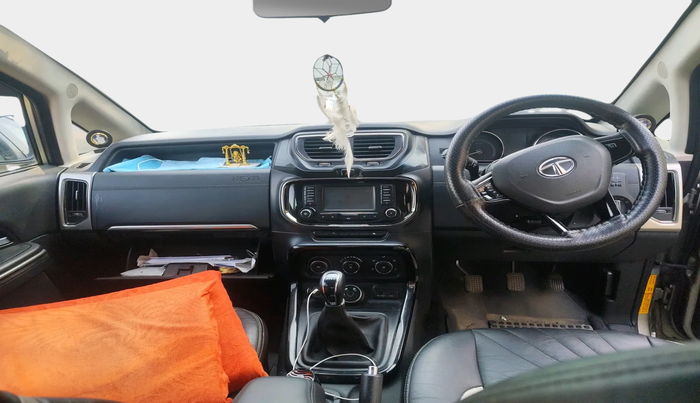 2017 Tata Hexa XM 4X2 7 STR, Diesel, Manual, 57,747 km, interior
