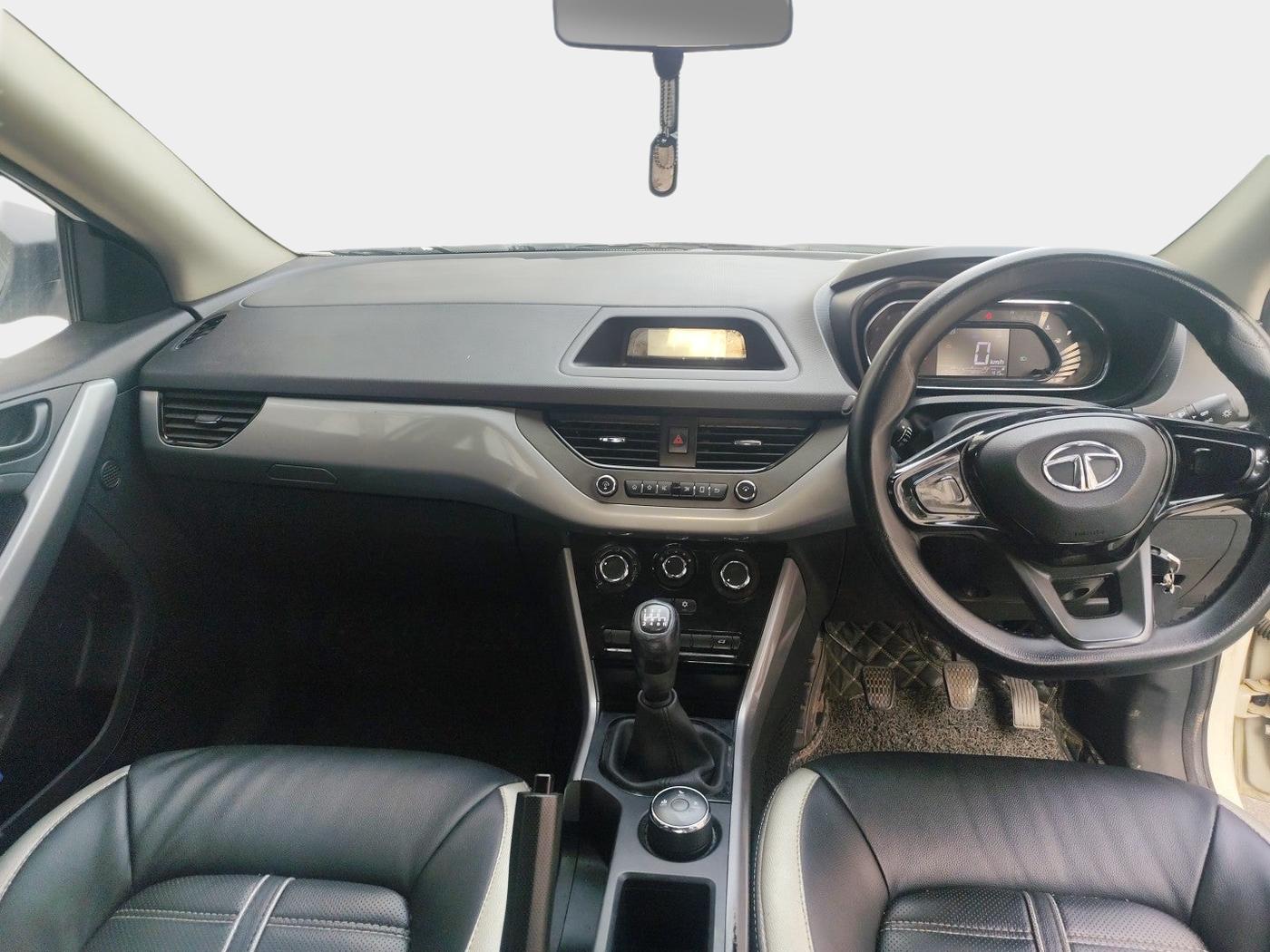 2020 Tata NEXON XM PETROL, Petrol, Manual, 50,498 km, interior