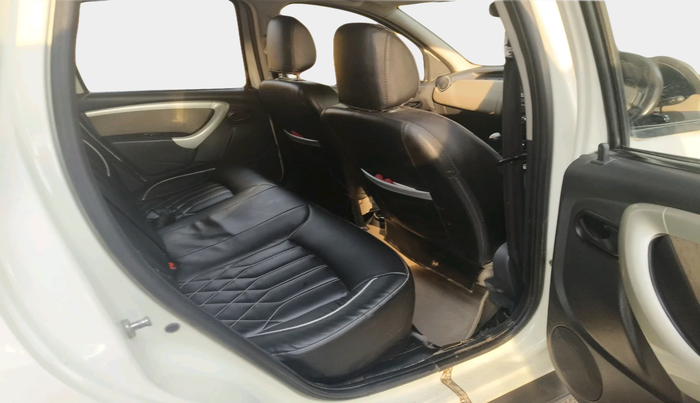 2014 Renault Duster 85 PS RXL DIESEL, Diesel, Manual, 99,582 km, interior