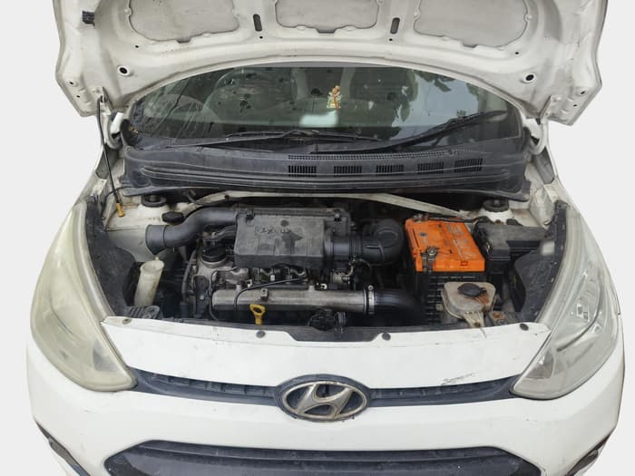 2015 Hyundai Grand i10 MAGNA 1.1 CRDI, Diesel, Manual, 1,31,994 km, exterior
