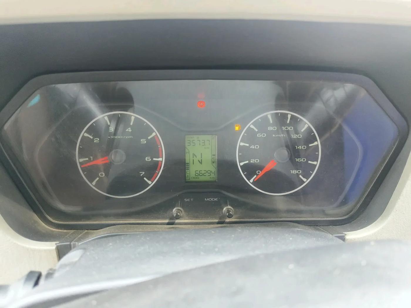 2017 Mahindra Scorpio S6 PLUS 1.99, Diesel, Manual, 66,294 km, interior