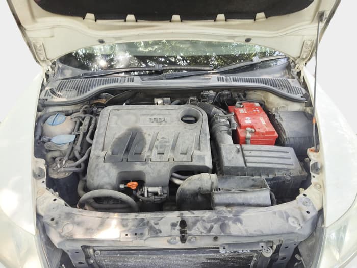 2011 Skoda Laura AMBIENTE 2.0 TDI CR MT, Diesel, Manual, 81,000 km, exterior