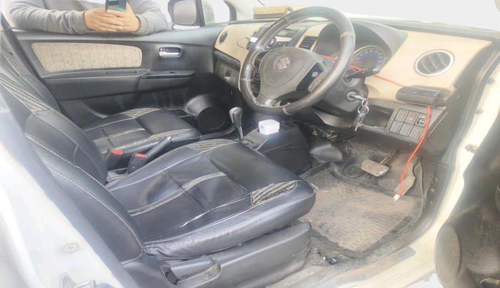 2017 Maruti Wagon R 1.0 VXI AMT, Petrol, Automatic, 82,529 km, interior