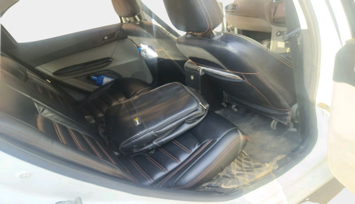 2022 Tata Tiago XT PETROL, Petrol, Manual, 42,828 km, interior