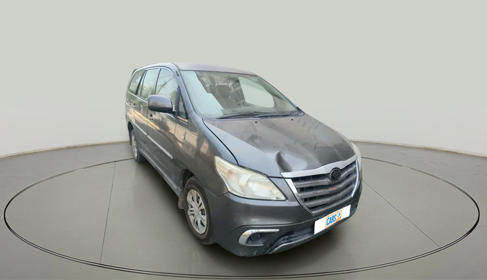 2013 Toyota Innova 2.5 GX 7 STR, Diesel, Manual, 2,19,335 km, exterior