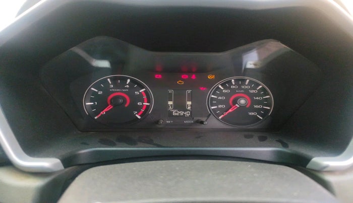 2016 Mahindra Kuv100 K6 6 STR, Petrol, Manual, 62,940 km, interior