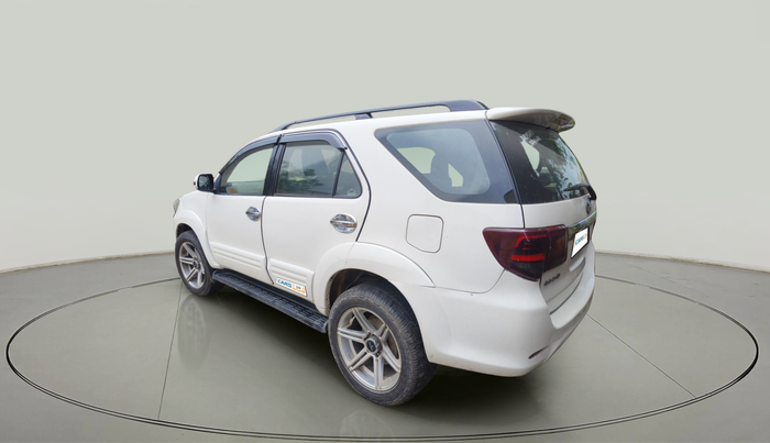 2013 Toyota Fortuner 3.0 4X2 AT, Diesel, Automatic, 1,26,807 km, exterior