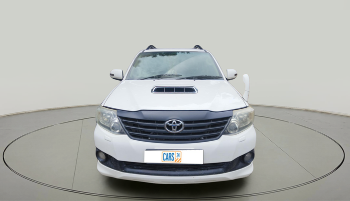 2013 Toyota Fortuner 3.0 4X2 AT, Diesel, Automatic, 1,26,807 km, exterior