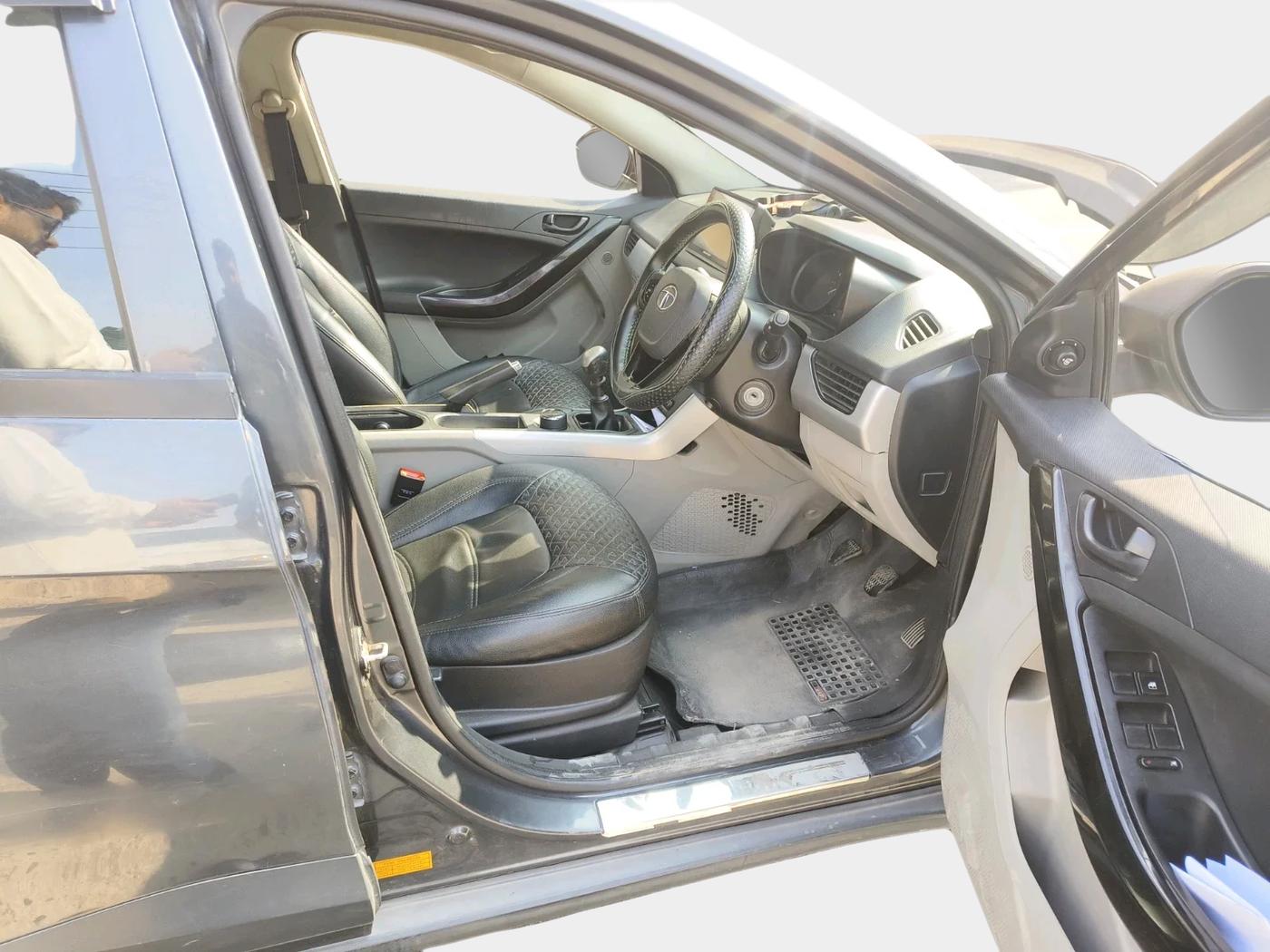 2019 Tata NEXON XM PETROL, Petrol, Manual, 68,400 km, interior