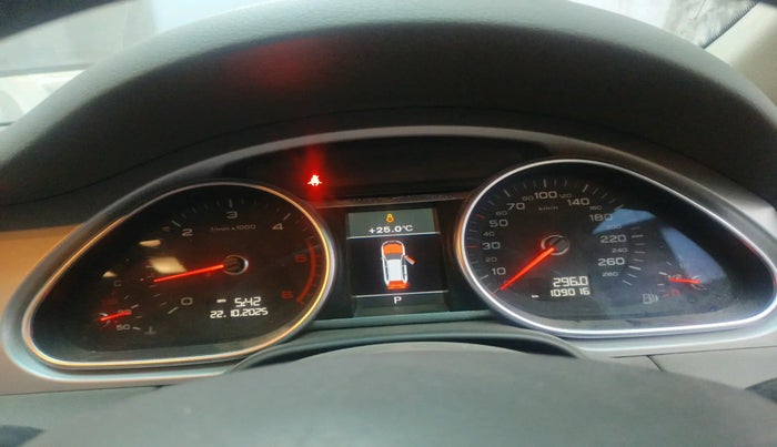 2012 Audi Q7 3.0 TDI QUATTRO, Diesel, Automatic, 5,50,001 km, interior