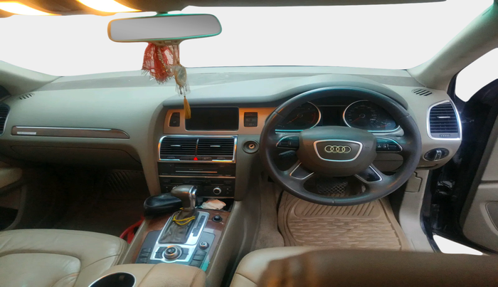 2012 Audi Q7 3.0 TDI QUATTRO, Diesel, Automatic, 5,50,001 km, interior