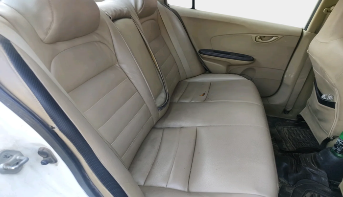 2014 Honda Amaze 1.2L I-VTEC S, Petrol, Manual, 1,29,890 km, interior