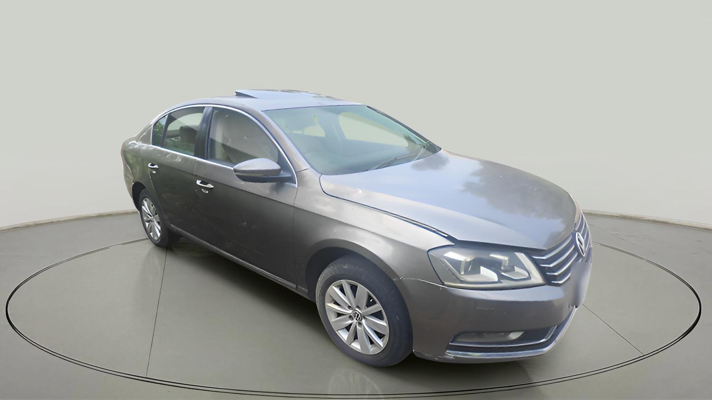 2011 Volkswagen Passat COMFORTLINE DSG, Diesel, Automatic, 1,52,610 km, exterior